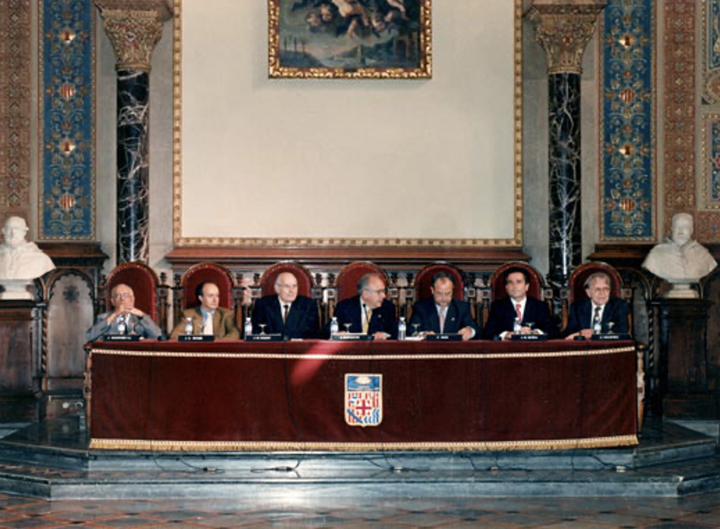 mesa presidencial